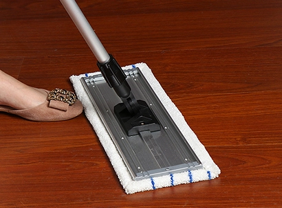 Introducción al trapeador de microfibra de aluminio